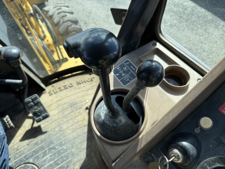 1997-deere-310e-image-26