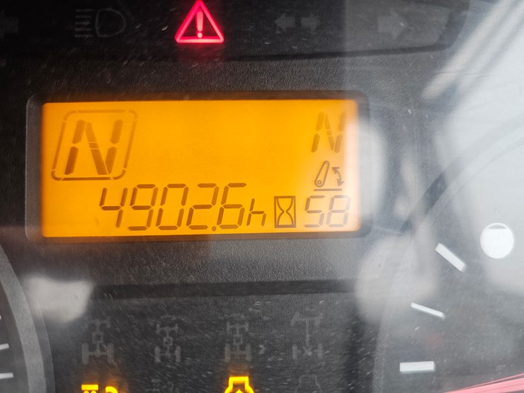 2016-kubota-m135gx-image-21