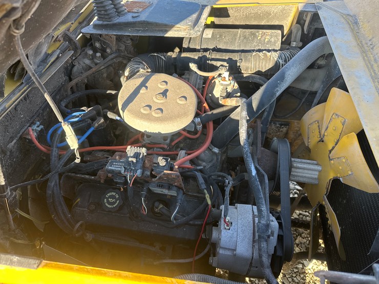 massey-ferguson-8-image-33