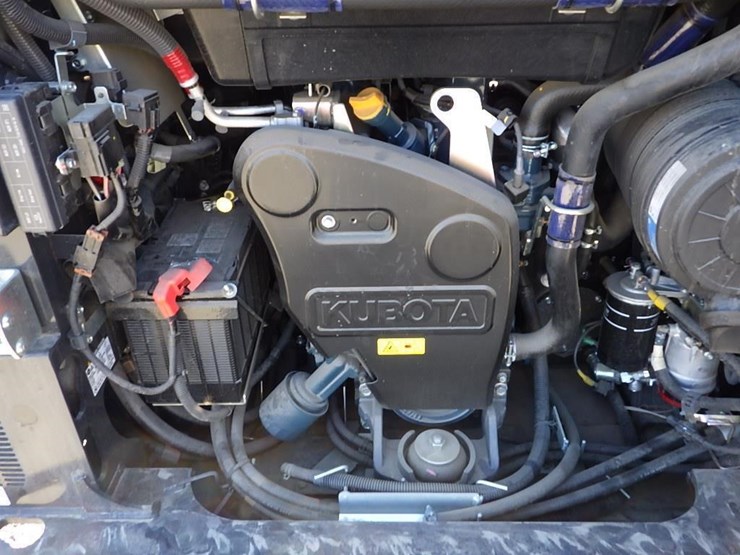 2024-kubota-svl75-3-image-10