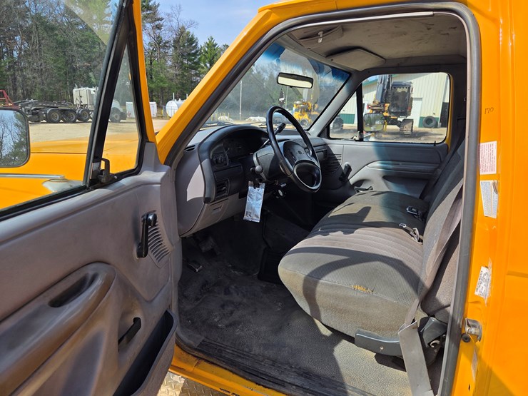 1997-ford-f350-image-54