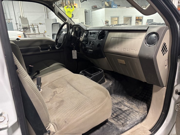 2009-ford-f350-image-44