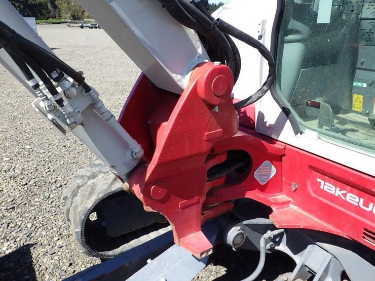 takeuchi-tb260-image-16