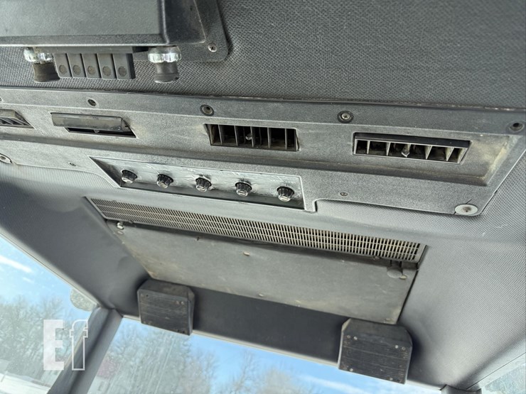 john-deere-4440-image-41