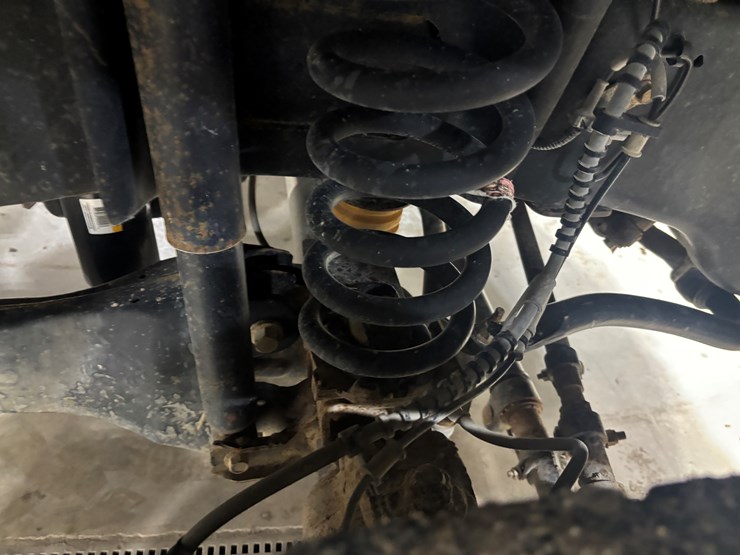 2022-ford-f550-sd-image-77