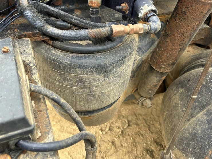 2006-caterpillar-c15-image-44