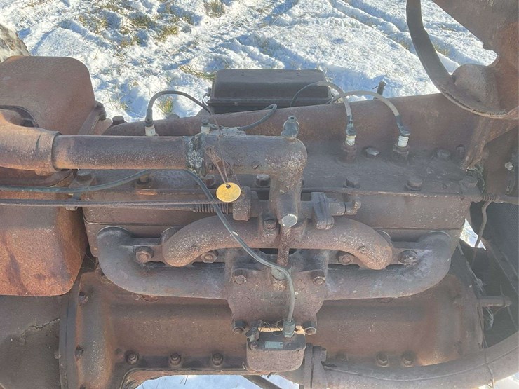 fordson-with-hard-rubber-tires-image-20