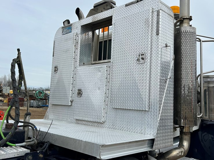 2006-caterpillar-c15-image-23