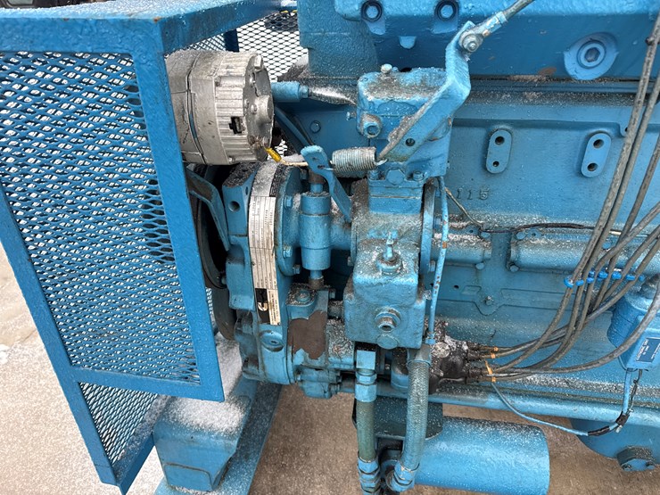 massey-ferguson-8-image-25