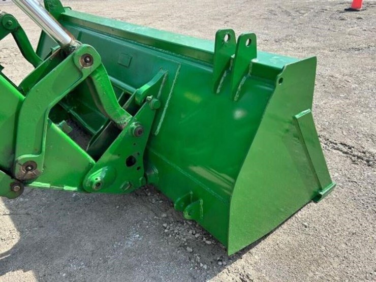 2020-john-deere-6130m-image-56