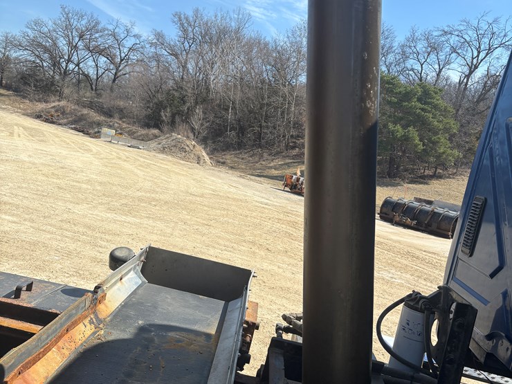 2006-international-7600-image-153