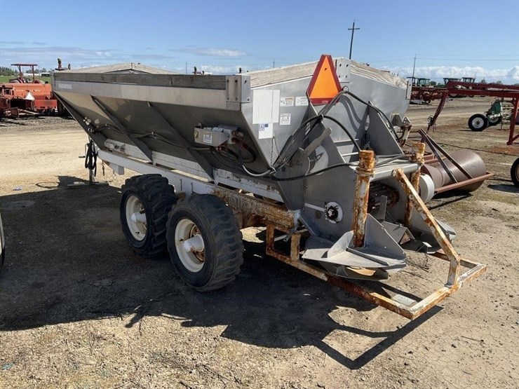 s&a-transpread-12'x7'-s.s.-pull-fert.-spreader-image-4