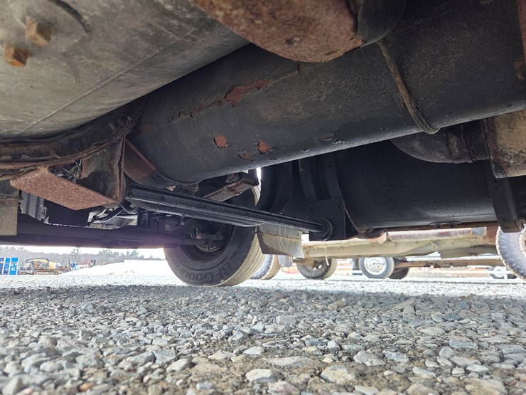 2005-kenworth-t600-image-43