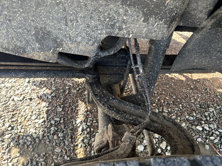 2005-massey-ferguson-8-image-45