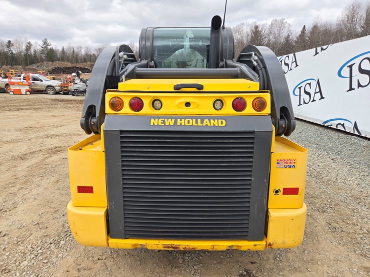 2021-new-holland-l334-image-4