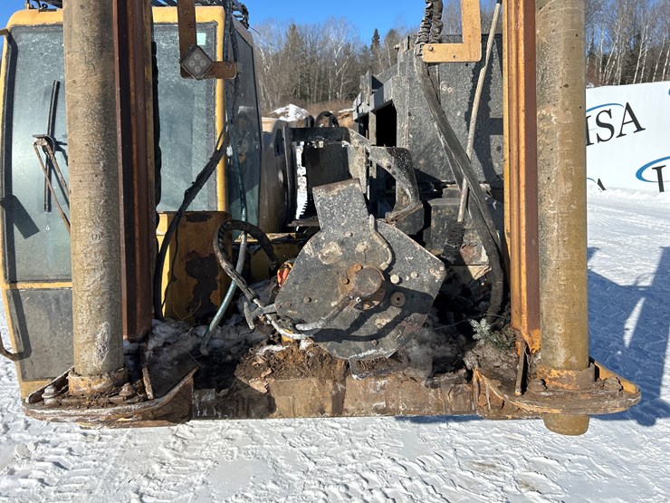 massey-ferguson-8-image-10