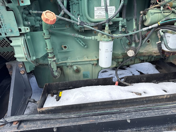 #2212-•-vovlo/marathon-320kw-generator-image-17