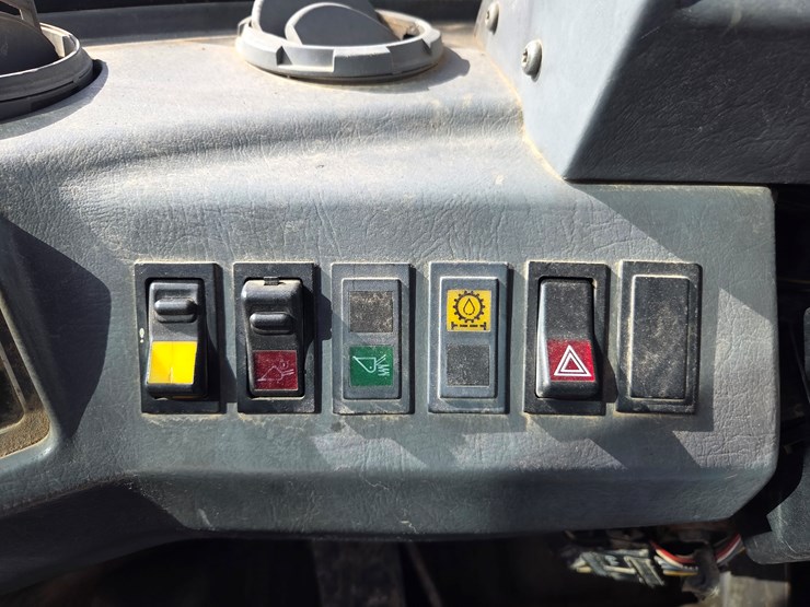 volvo-l120d-image-66