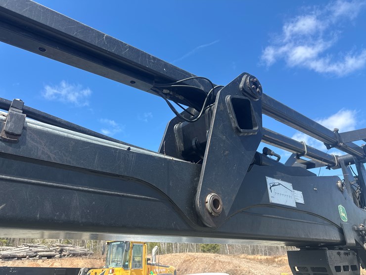 2011-deere-1270e-image-46