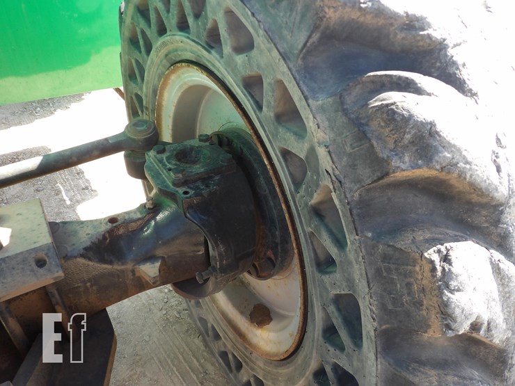 2017-sky-trak-10042-image-14