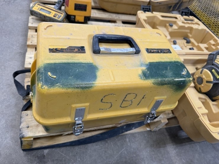 spectra-precision-det-2-theodolite-image-6