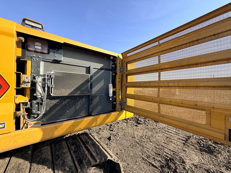 caterpillar-340-image-43