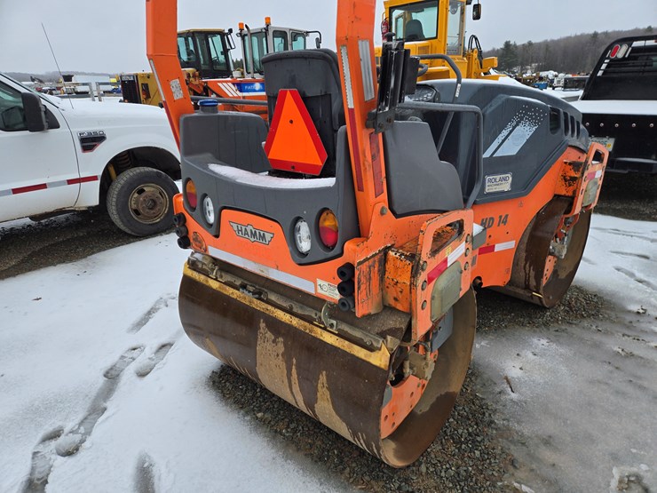 2012-hamm-hd14vv-image-15