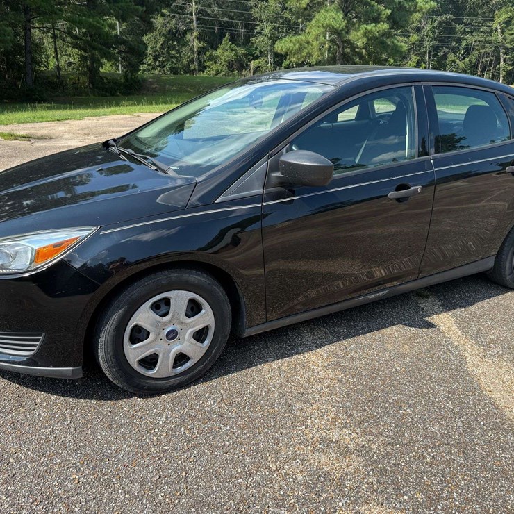 2017 Ford Focus 4 Door Sedan (42,593 Miles)