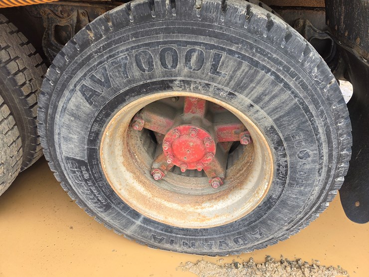 1993-international-9200-image-73