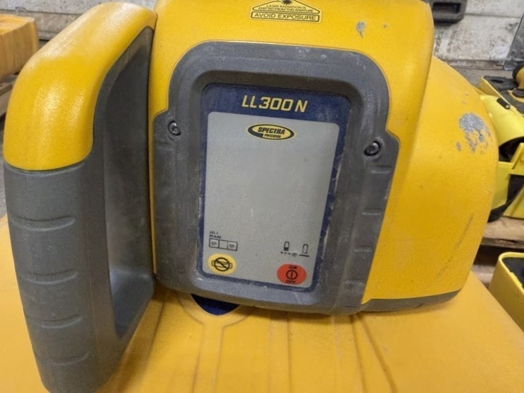 spectra-precision-ll300n-laser-level-image-3