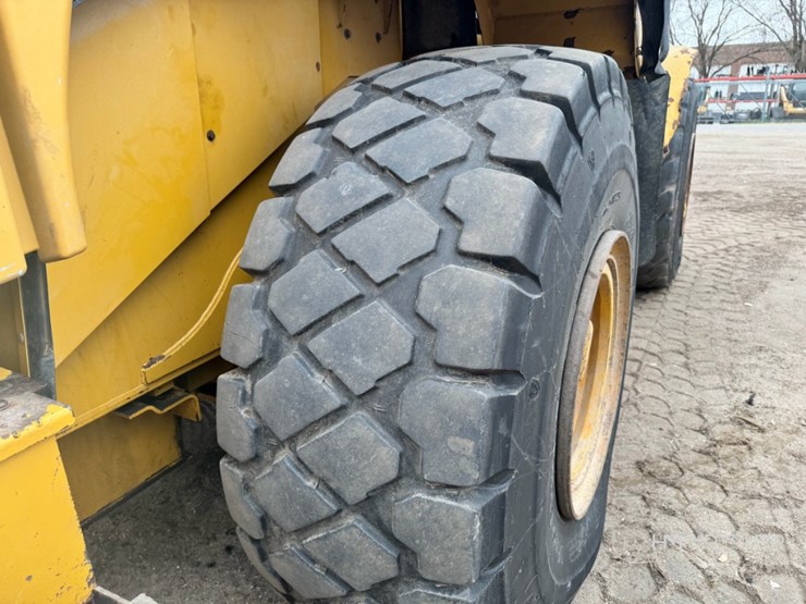 2012-caterpillar-966k-image-51