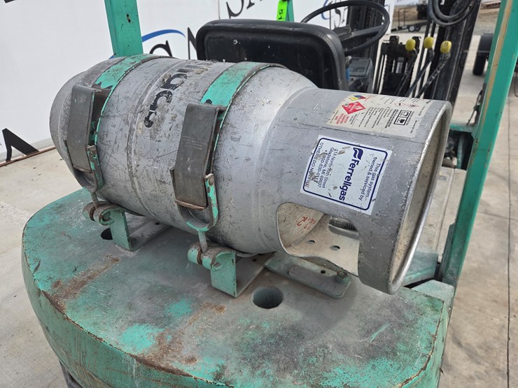 mitsubishi-fgc25-image-21