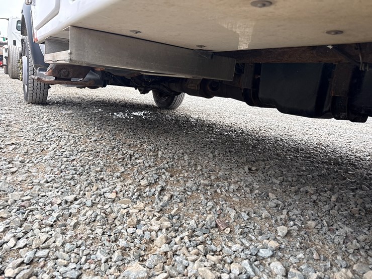 2015-ford-f550-image-68