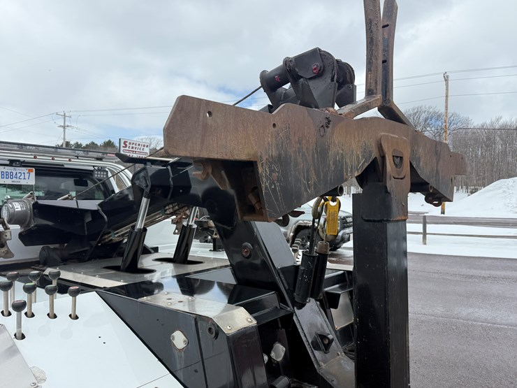 2018-ford-f550-image-25