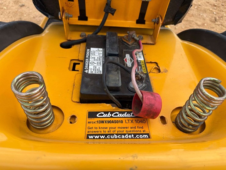 cub-cadet-ltx1040-image-18