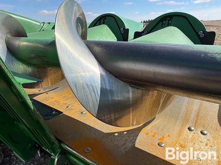 2012-john-deere-608c-stalkmaster-image-14