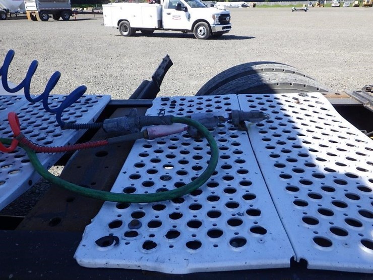 2012-international-prostar-image-14