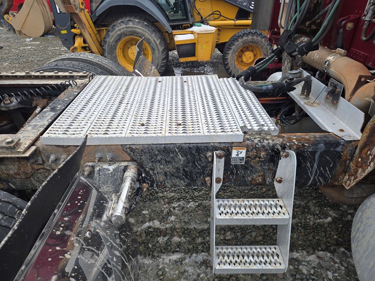 2007-peterbilt-387-image-25