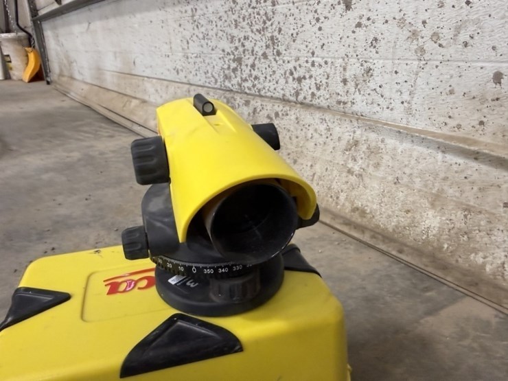 leica-na524-automatic-level-image-3