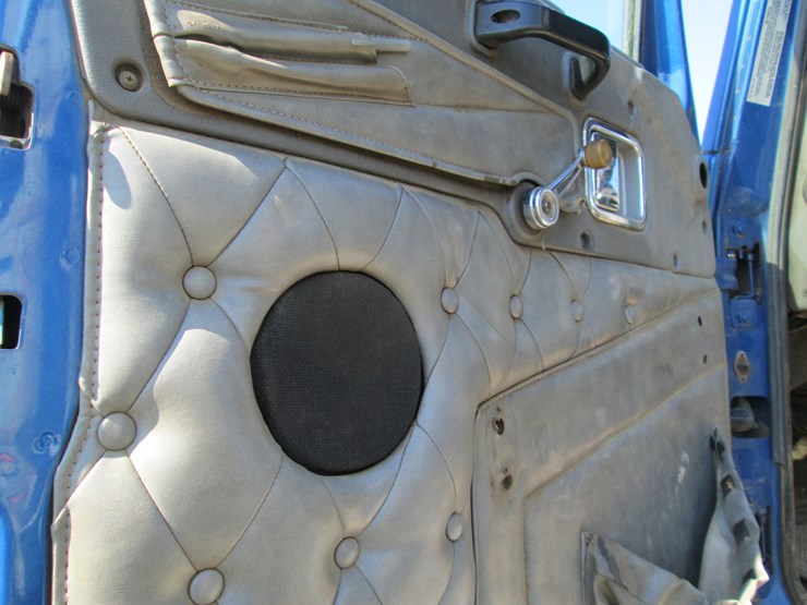 1999-caterpillar-c7-image-32