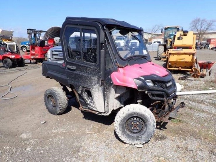 2016-pioneer-4x4-image-3