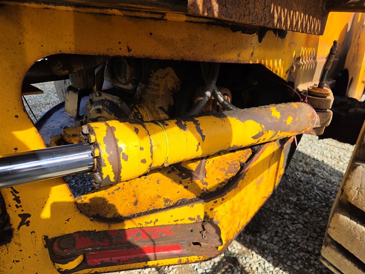 volvo-l120d-image-27