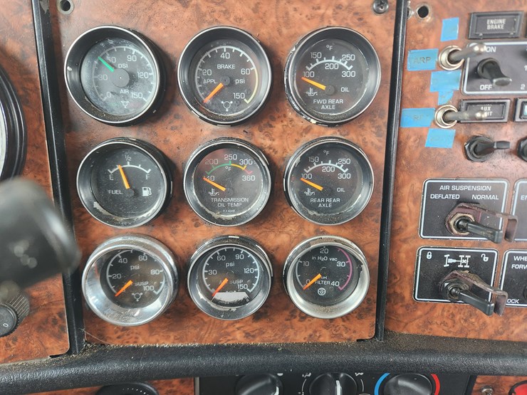 2006-kenworth-t800-image-51