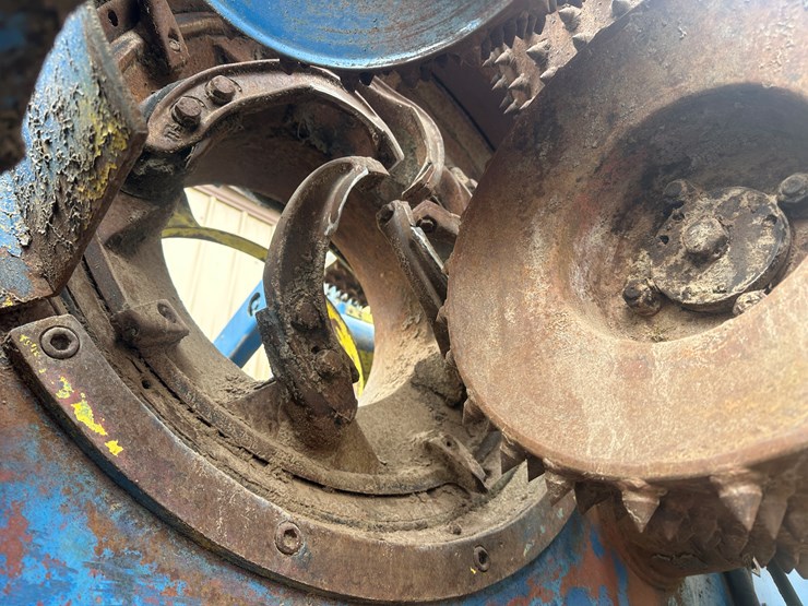 #4944-•-kockums/cancar-cambio-18"-ring-debarker-image-6