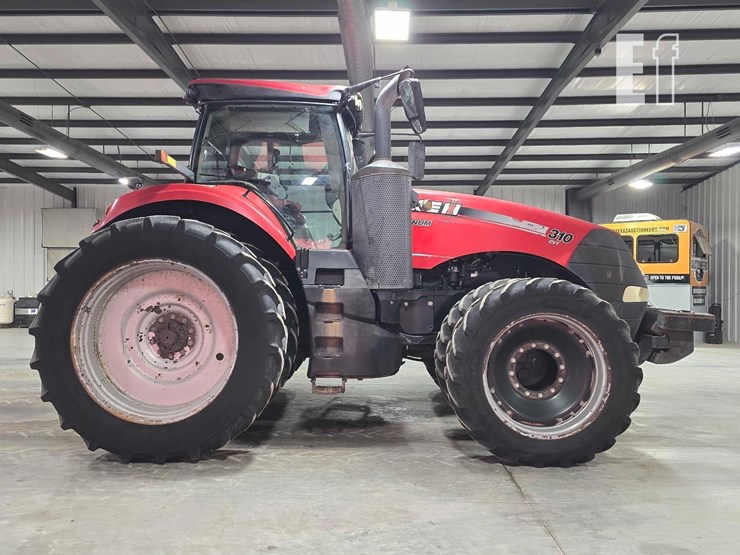2016-case-ih-magnum-310-cvt-image-6