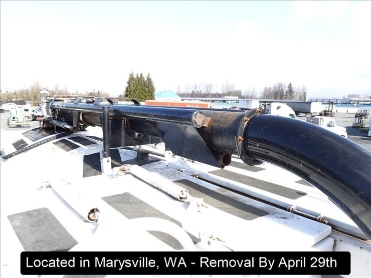 2005-international-7600-image-20