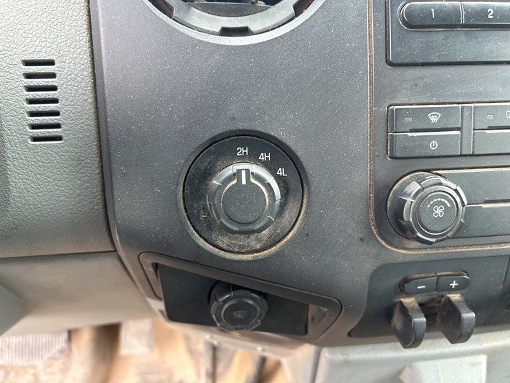 2012-ford-f450-image-43