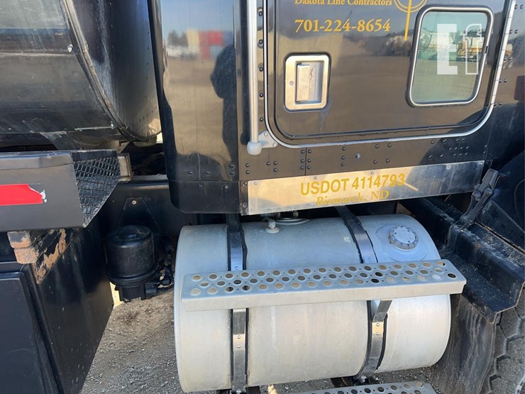 2002-kenworth-t800-image-21