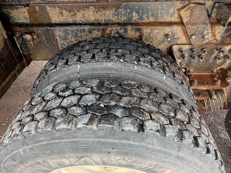 #1052-•-2007-international-7600sfa-tri-axle-dump-truck-image-64