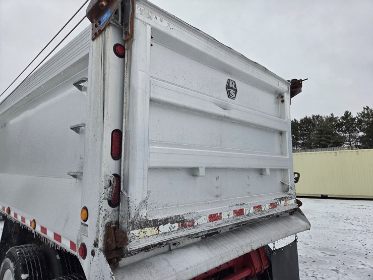 2002-axle-end-dump-image-17